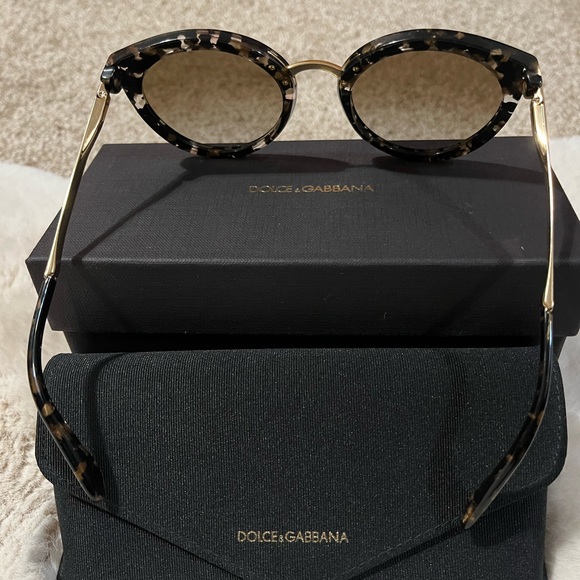 Brand new Dolce & Gabbana cat eye sunglasses - Picture 5 of 8